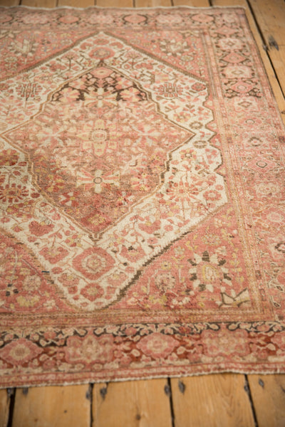 Antique Distressed Farahan Sarouk Rug // ONH Item: ct001743, Image 4