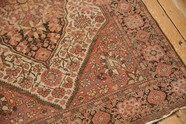 Antique Distressed Farahan Sarouk Rug // ONH Item: ct001743, Image 8