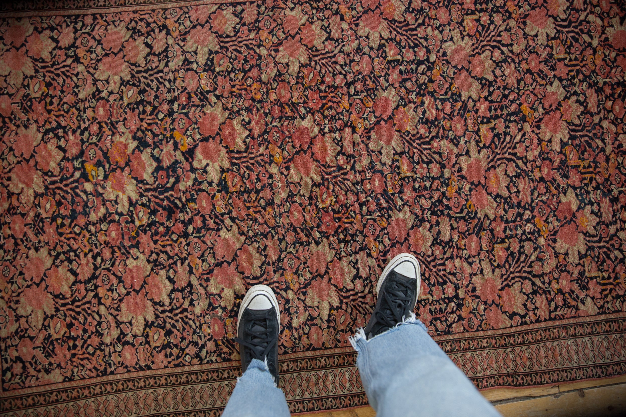 Antique Fine Malayer Rug // ONH Item: ct001753, Image 1