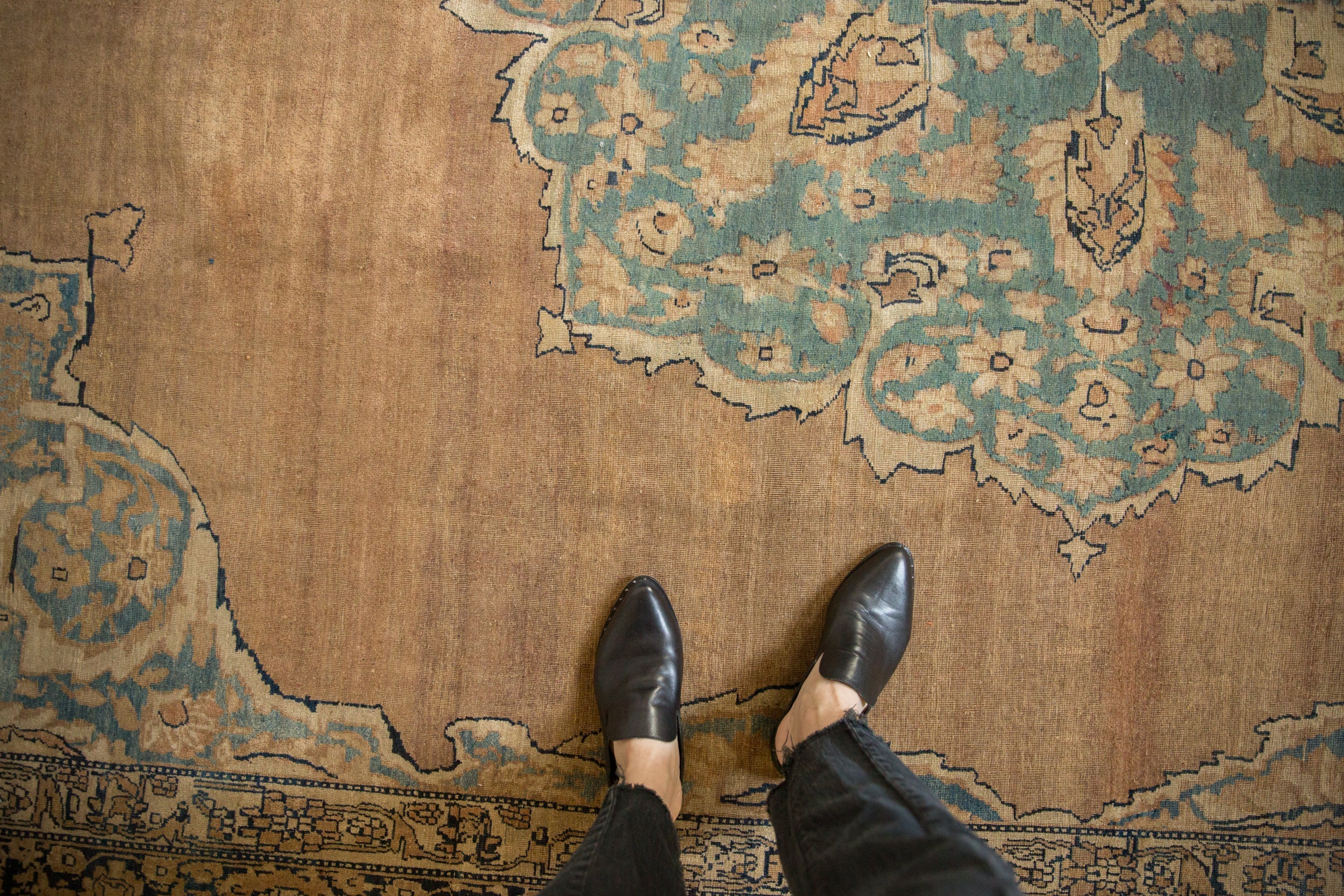 Antique Tea Washed Kerman Carpet // ONH Item: ct001762, Image 1