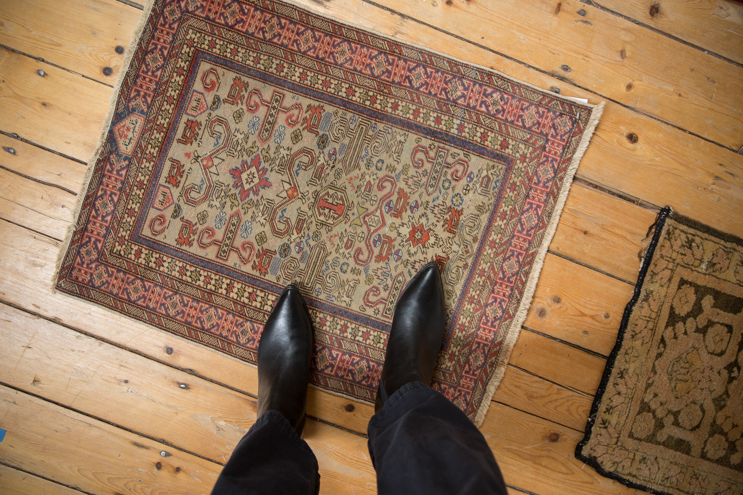 2x2.5 Vintage Shirvan Square Rug Mat // ONH Item ct001803, Image 1