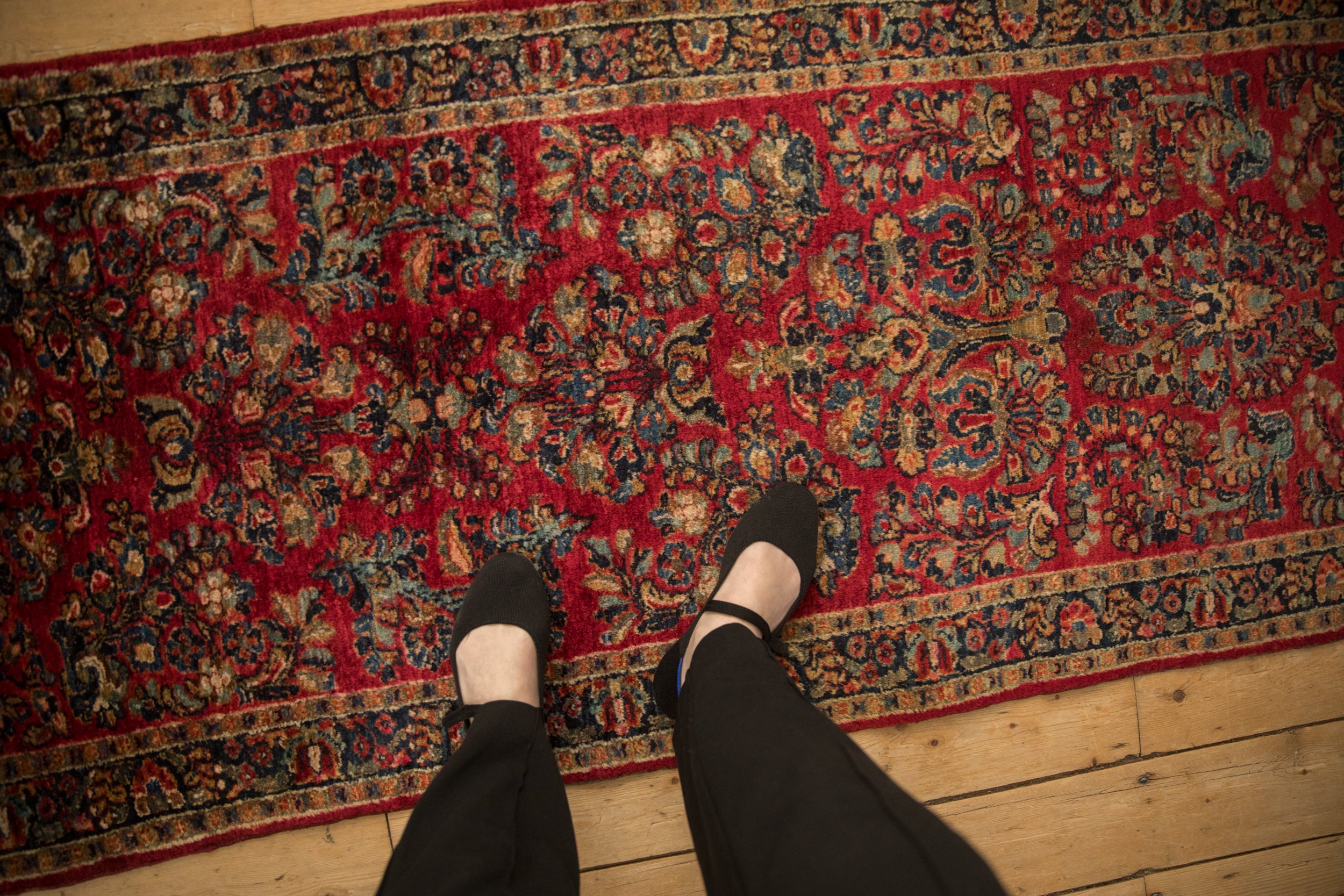 2.5x8.5 Vintage Sarouk Rug Runner