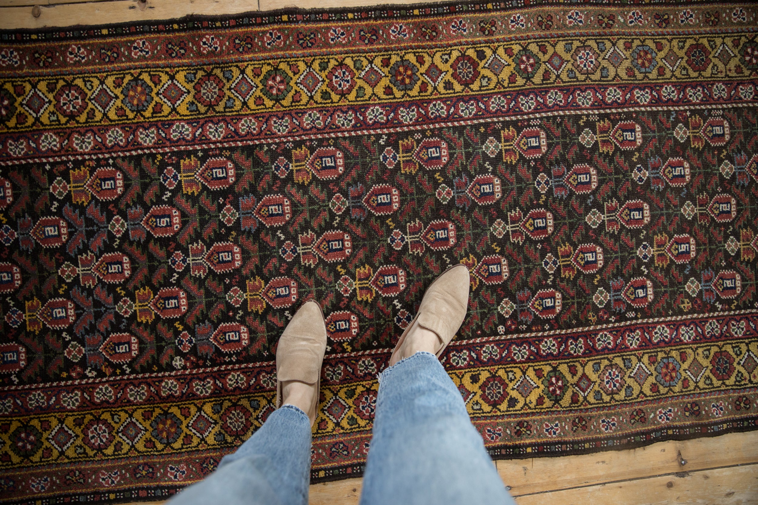 Vintage Qashqai Rug Runner // ONH Item: ee004590, Image 1