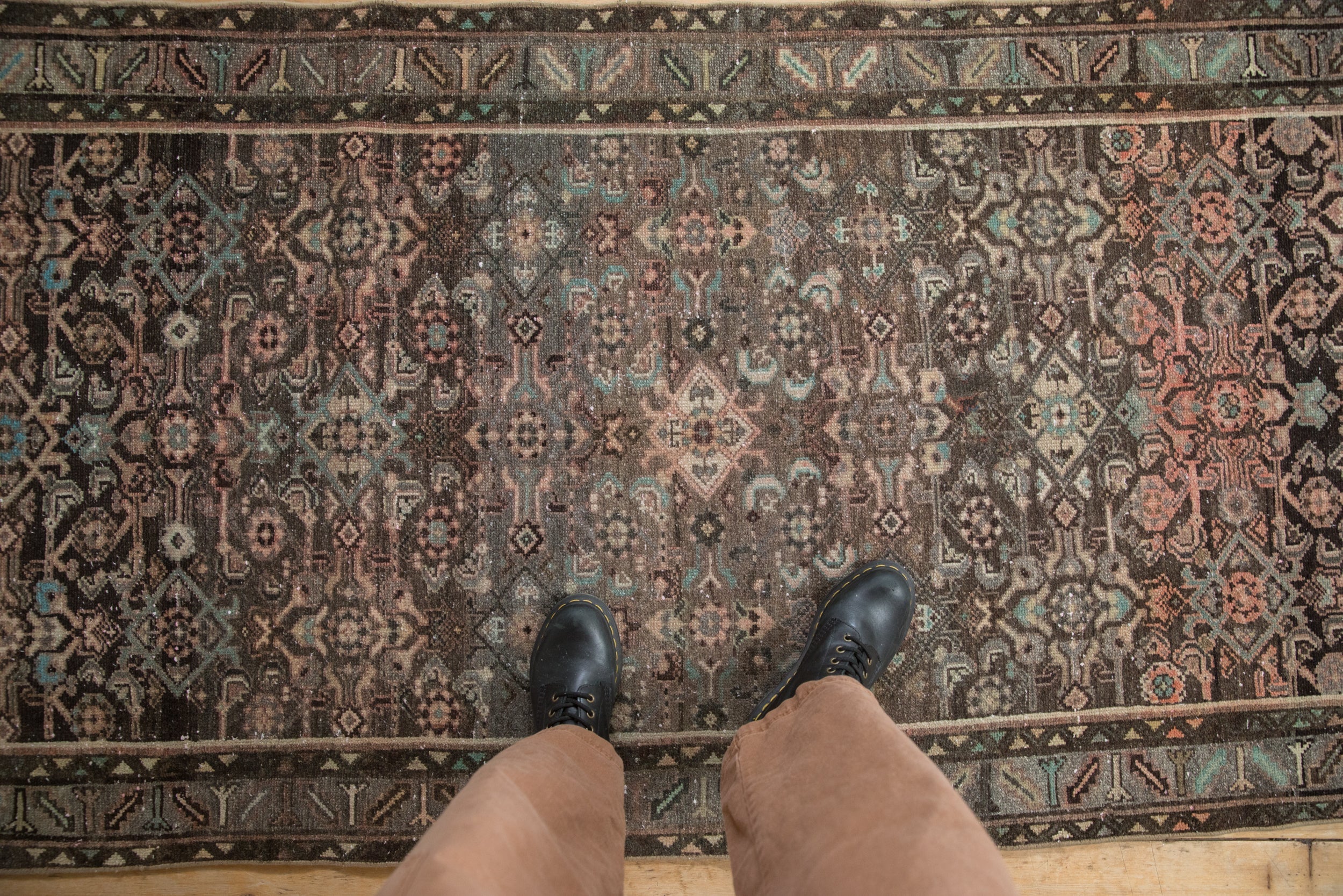 Vintage Hamadan Rug Runner // ONH Item: ee004808, Image 1