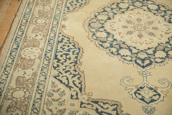 Vintage Tabriz Rug // ONH Item: ee004858, Image 4