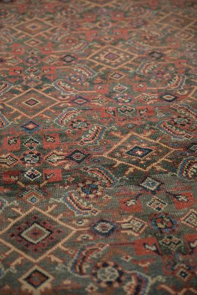 Vintage Distressed Mahal Carpet // ONH Item: ee004872, Image 9