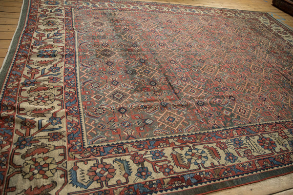 Vintage Distressed Mahal Carpet // ONH Item: ee004872, Image 11