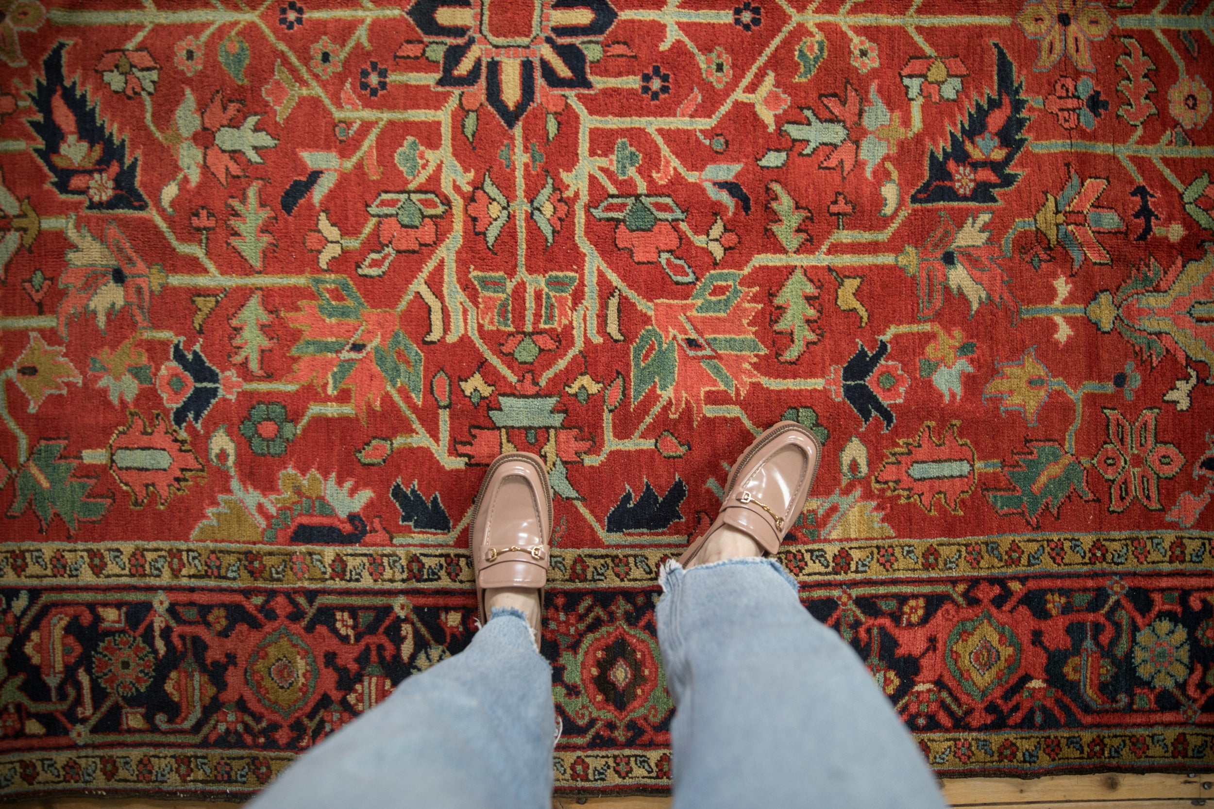 Vintage Heriz Carpet // ONH Item: ee004876, Image 1
