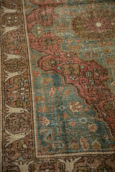 Antique Distressed Farahan Sarouk Rug // ONH Item: ee004892, Image 8
