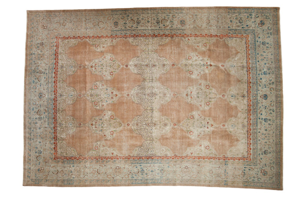 Vintage Distressed Kashan Carpet // ONH Item: ee004896