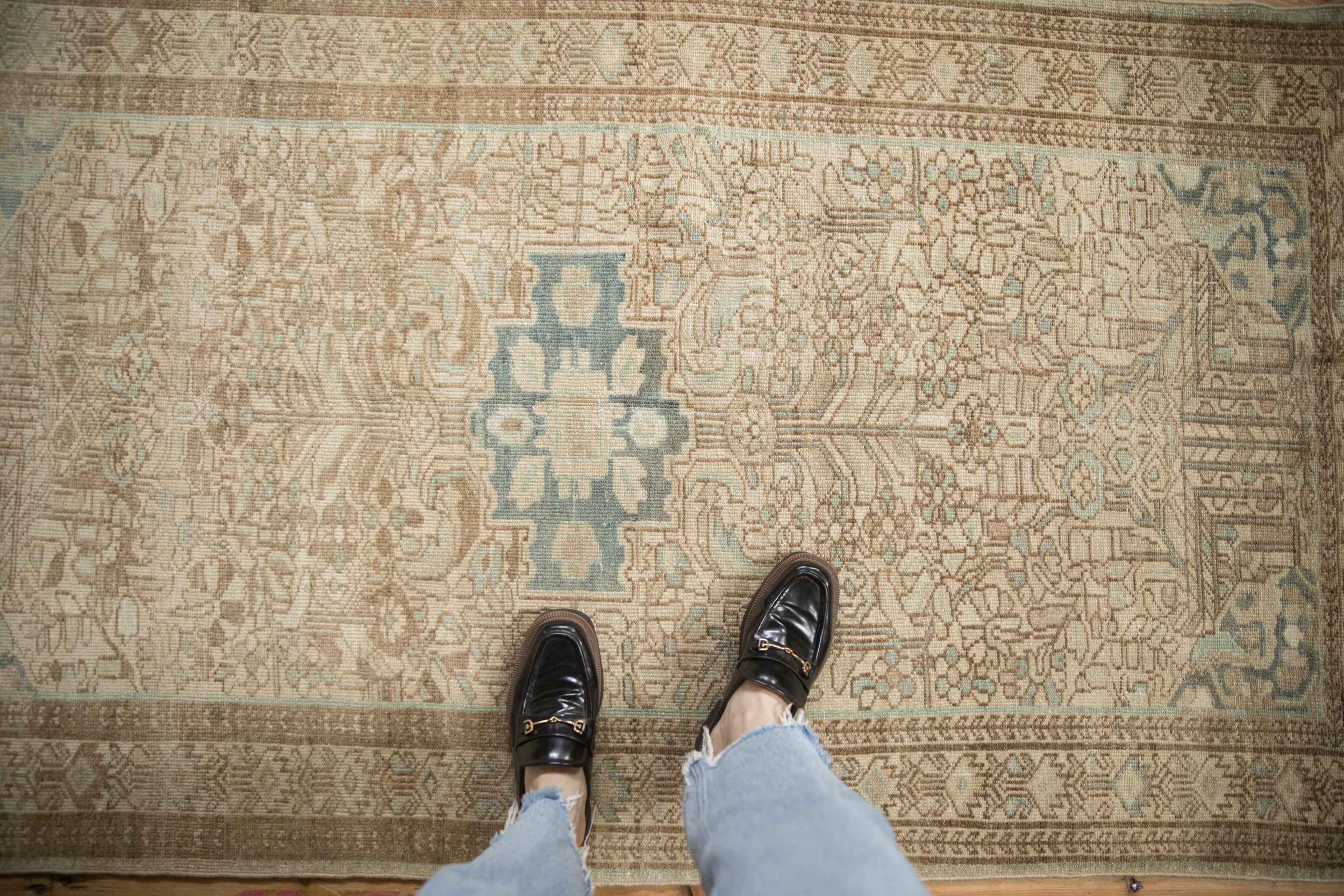 Vintage Distressed Mehriban Rug // ONH Item: ee004911, Image 1