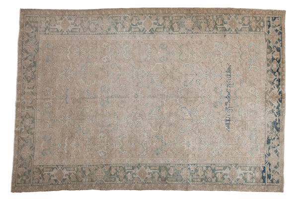 Vintage Distressed Heriz Carpet // ONH Item: ee004919