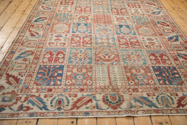 Vintage Distressed Baktiari Carpet // ONH Item: ee004921, Image 7
