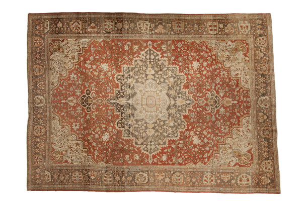 Antique Distressed Farahan Sarouk Carpet // ONH Item: ee004948