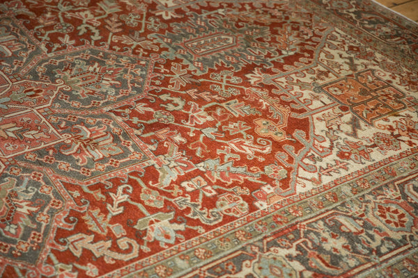 Vintage Distressed Heriz Carpet // ONH Item: ee004960, Image 11