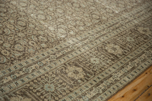 Vintage Distressed Tabriz Carpet // ONH Item: ee004988, Image 7