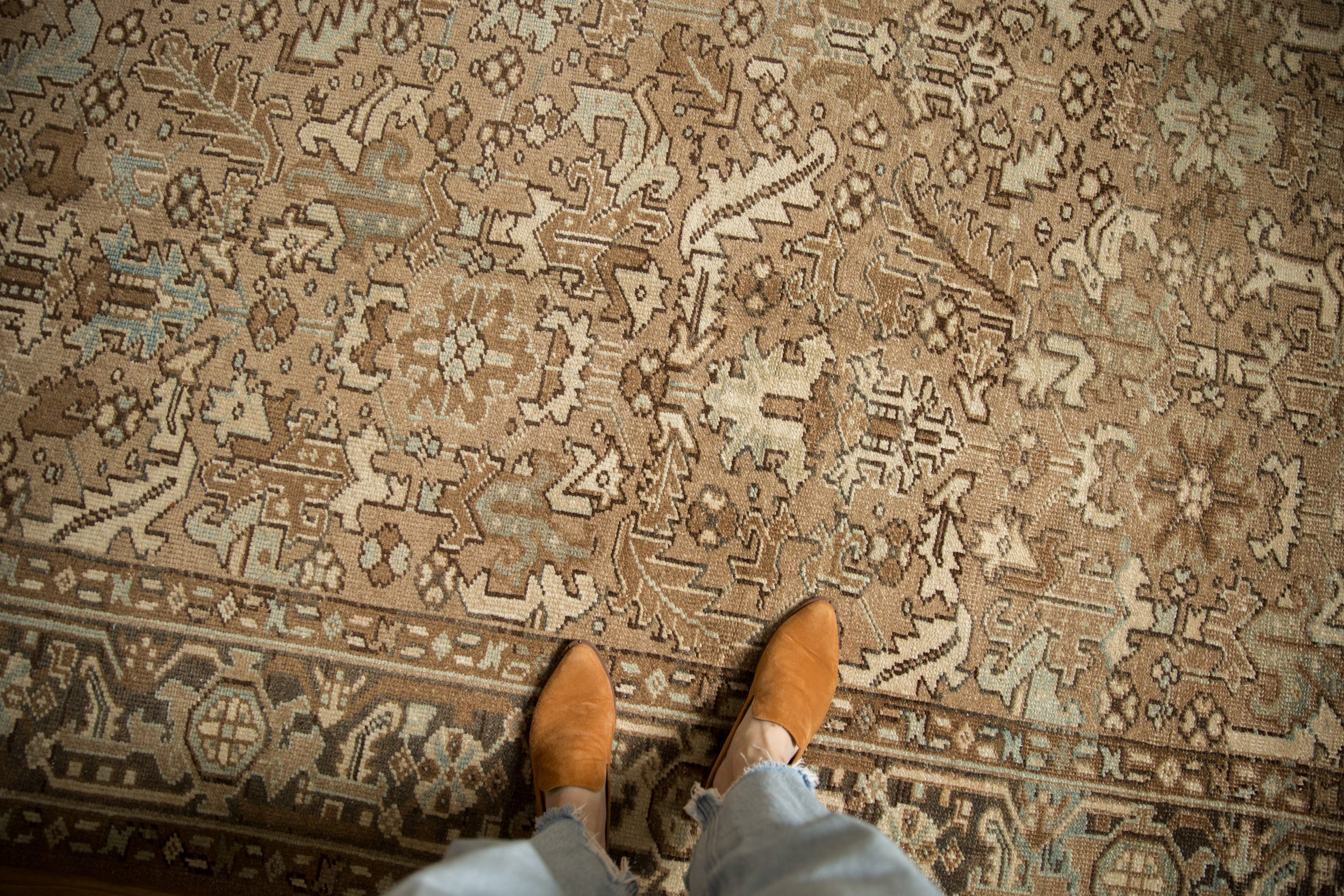 Vintage Distressed Mehrivan Carpet // ONH Item: ee005004, Image 1