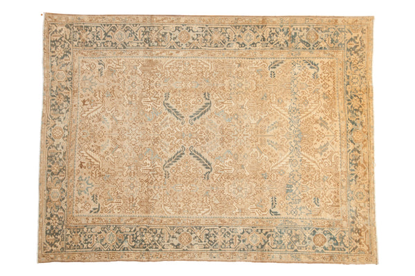 Vintage Distressed Heriz Carpet // ONH Item: ee005005