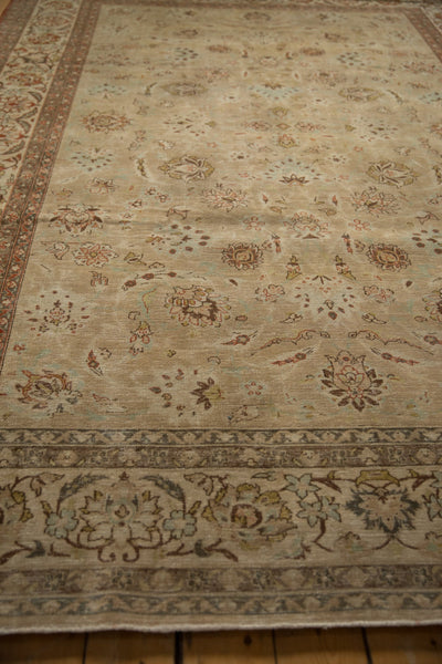 Vintage Distressed Kashan Carpet // ONH Item: ee005006, Image 5