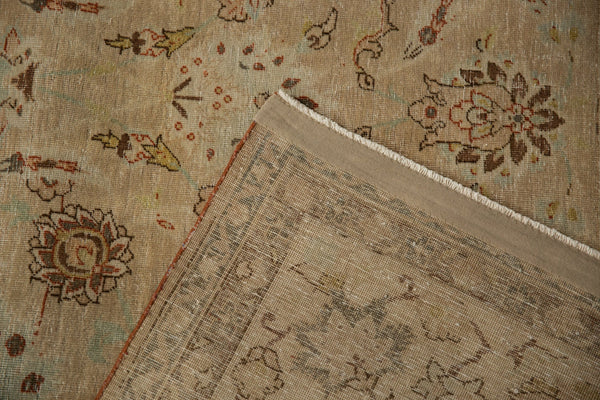 Vintage Distressed Kashan Carpet // ONH Item: ee005006, Image 8