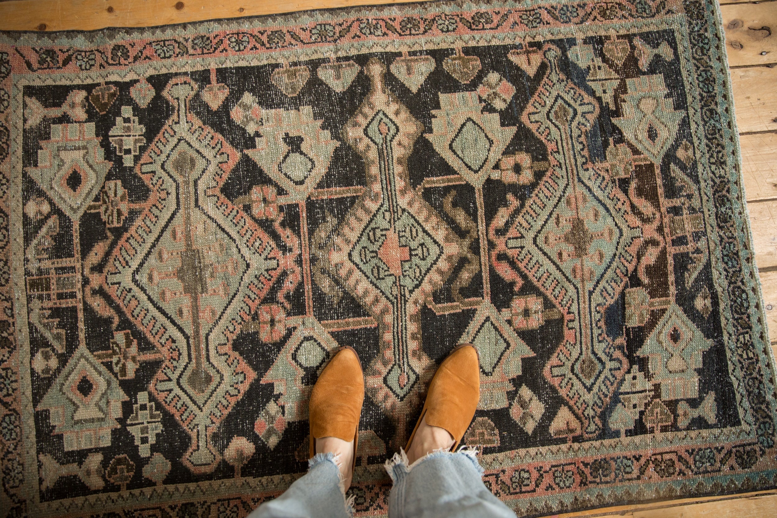 Vintage Distressed Hamadan Rug // ONH Item: ee005046, Image 1