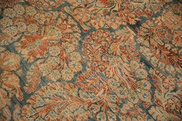 Vintage Distressed Sarouk Carpet // ONH Item: ee005062, Image 2