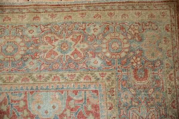 Vintage Distressed Mahal Carpet // ONH Item: ee005064, Image 2