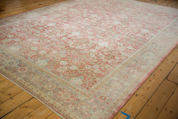 Vintage Distressed Mahal Carpet // ONH Item: ee005064, Image 5