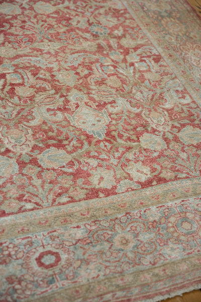 Vintage Distressed Mahal Carpet // ONH Item: ee005064, Image 8