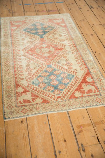 Vintage Distressed Shiraz Rug // ONH Item: ee005077, Image 3