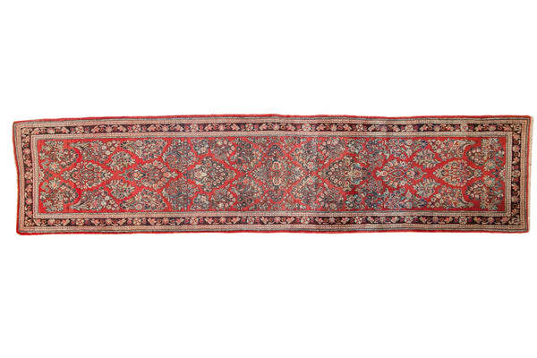 Vintage Sarouk Rug Runner // ONH Item: ee005097