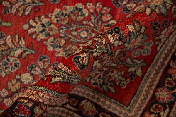Vintage Sarouk Rug Runner // ONH Item: ee005097, Image 8