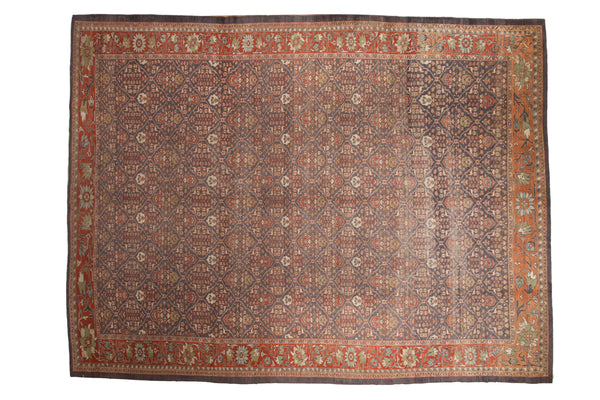 Vintage Distressed Mahal Carpet // ONH Item: ee005098
