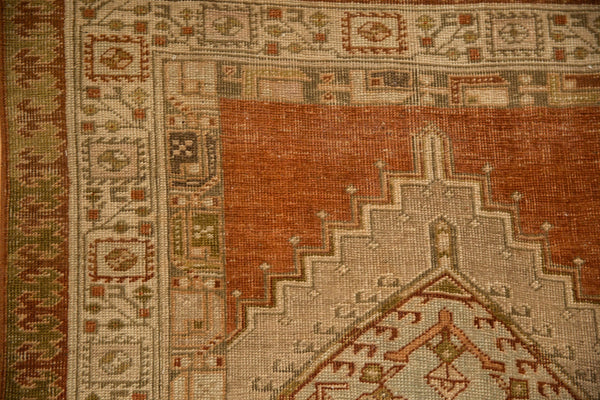 Vintage Distressed Serab Rug Runner // ONH Item: ee005107, Image 2