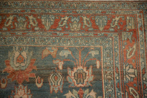 Vintage Distressed Bibikabad Carpet // ONH Item: ee005116, Image 2