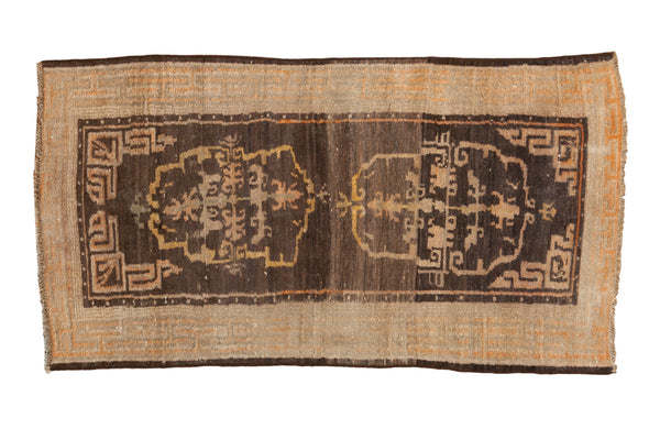 Antique Tibetan Rug // ONH Item: ee005121