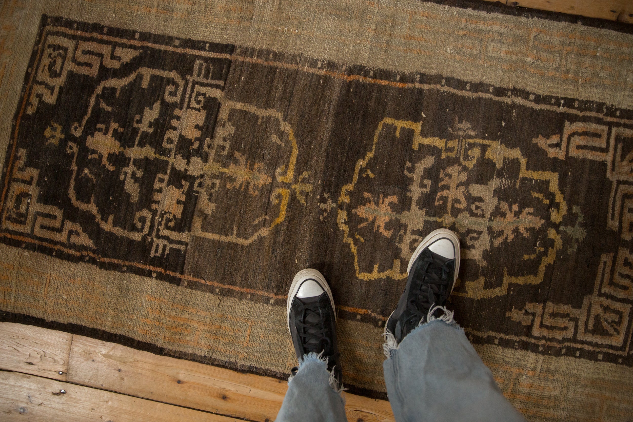 Antique Tibetan Rug // ONH Item: ee005121, Image 1