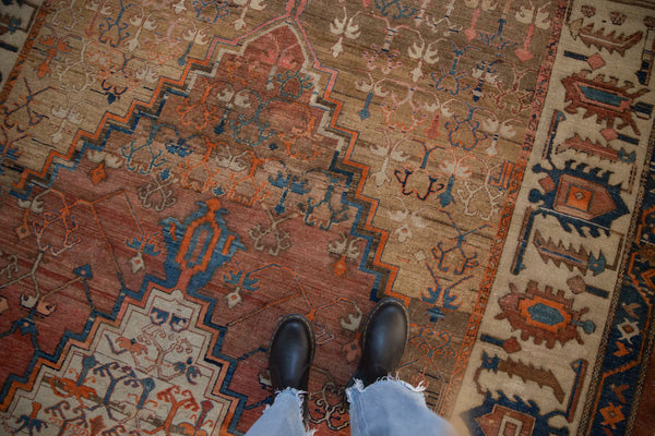 Antique Bakshaish Carpet // ONH Item: ee005135, Image 1