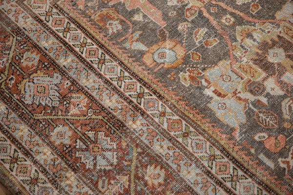 Vintage Distressed Mahal Carpet // ONH Item: ee005148, Image 8