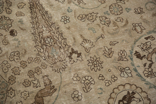 Vintage Distressed Tabriz Carpet // ONH Item: ee005164, Image 10
