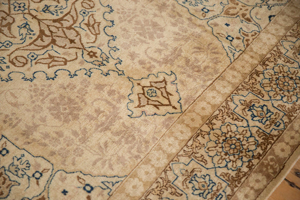 Vintage Distressed Tabriz Carpet // ONH Item: ee005202, Image 5