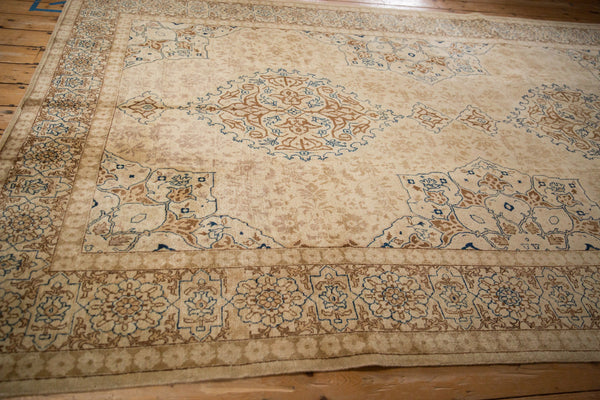 Vintage Distressed Tabriz Carpet // ONH Item: ee005202, Image 6