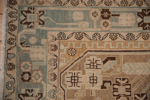 Vintage Distressed Hamadan Rug // ONH Item: ee005208, Image 2