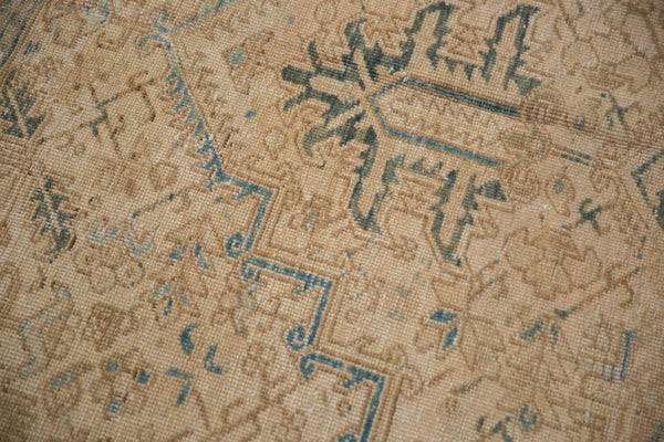 Vintage Distressed Heriz Carpet // ONH Item: ee005231, Image 7