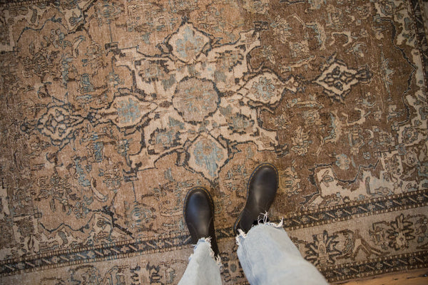 Vintage Distressed Isfahan Rug // ONH Item: ee005235, Image 1