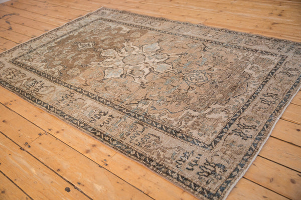 Vintage Distressed Isfahan Rug // ONH Item: ee005235, Image 3