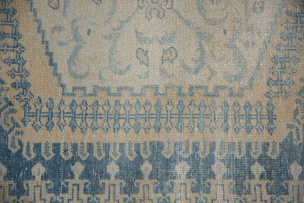 Vintage Distressed Veece Carpet // ONH Item: ee005248, Image 2