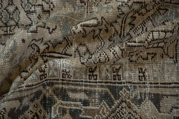 7.5x9.5 Vintage Distressed Heriz Carpet // ONH Item ee005278, Image 8