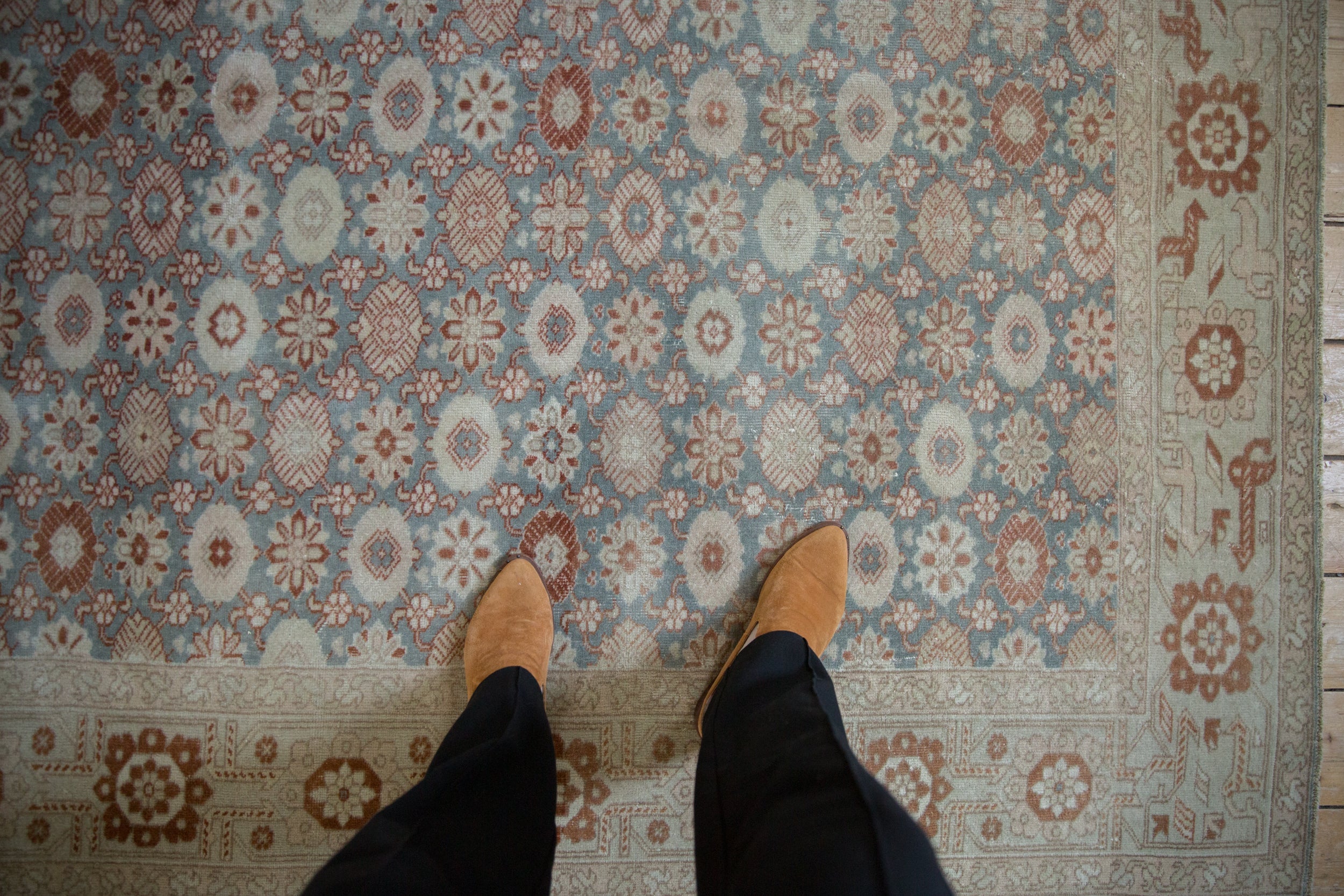 6x8.5 Vintage Sparta Carpet // ONH Item ee005289, Image 1