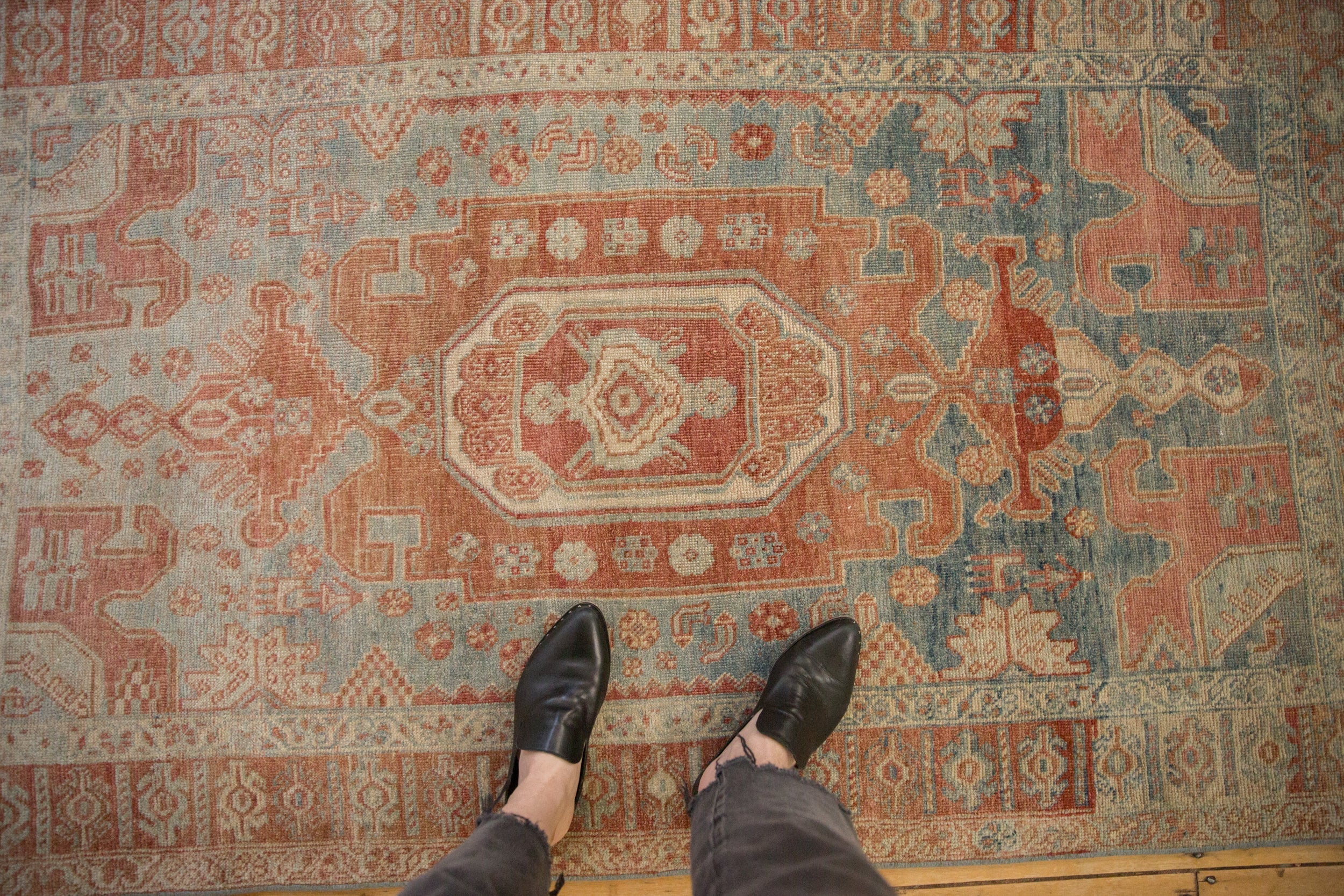 3.5x6 Vintage Distressed Bijar Rug // ONH Item ee005314, Image 1